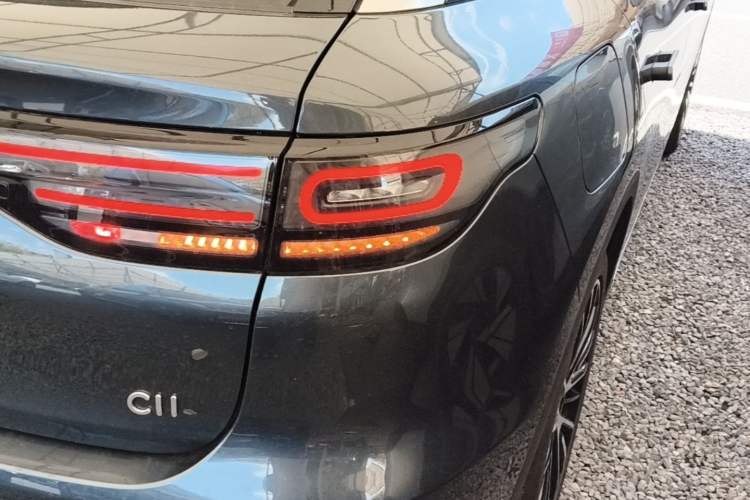 Used Leapmotor C11 2026 All-Electric 640 LiDAR Edition Right Rear Taillight