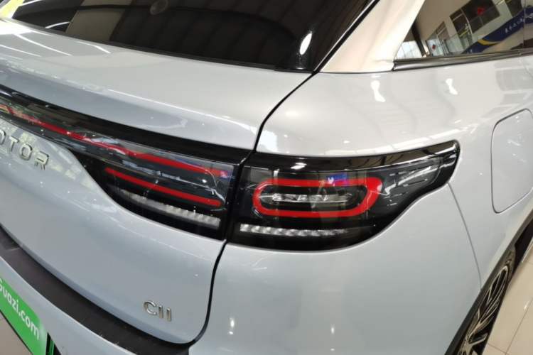 Used Leapmotor C11 2026 All-Electric 640 LiDAR Prestige Edition Right Rear Taillight
