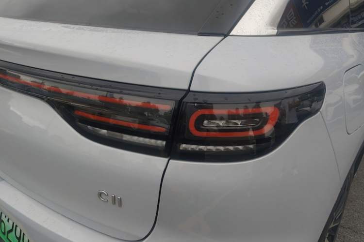 Used Leapmotor C11 2026 All-Electric 640 LiDAR Prestige Edition Right Rear Taillight