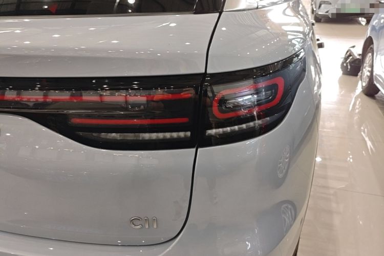 Used Leapmotor C11 2026 All-Electric 640 LiDAR Prestige Edition Right Rear Taillight