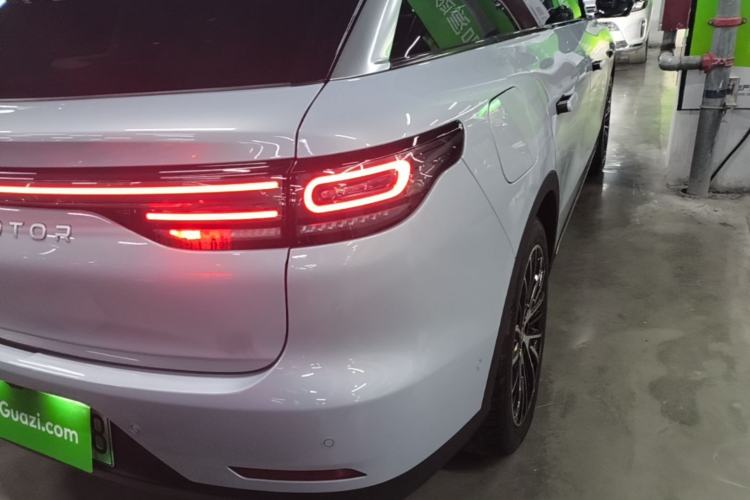 Used Leapmotor C11 2026 All-Electric 640 LiDAR Prestige Edition Right Rear Taillight
