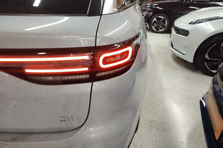 Used Leapmotor C11 2026 All-Electric 640 LiDAR Prestige Edition Right Rear Taillight