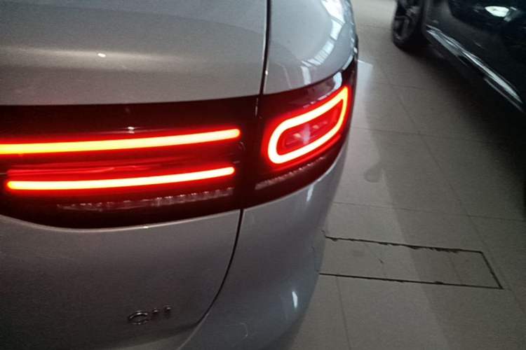 Used Leapmotor C11 2026 All-Electric 640 LiDAR Prestige Edition Right Rear Taillight