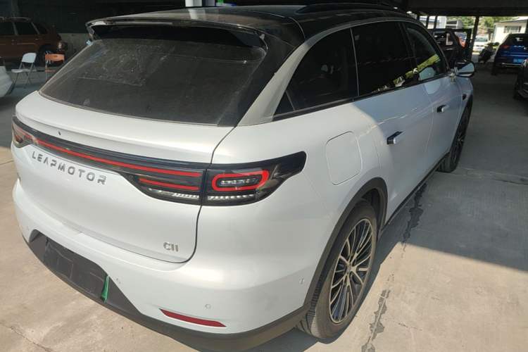 Used Leapmotor C11 2026 All-Electric 640 LiDAR Prestige Edition Right Rear Taillight