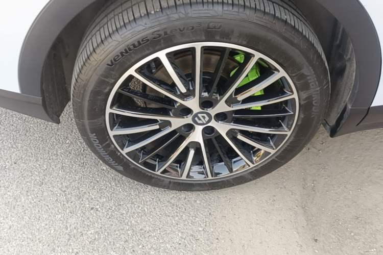Used Leapmotor C11 2026 All-Electric 640 LiDAR Prestige Edition Right Rear Wheel Hub