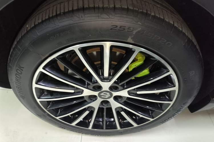 Used Leapmotor C11 2026 All-Electric 640 LiDAR Prestige Edition Right Rear Wheel Hub