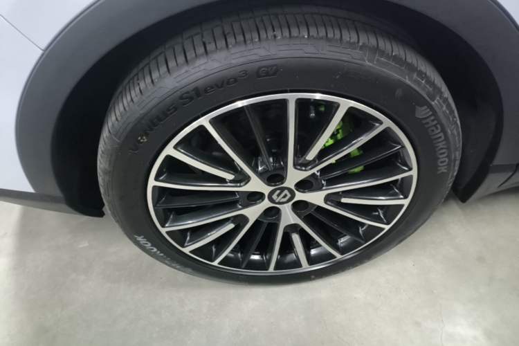 Used Leapmotor C11 2026 All-Electric 640 LiDAR Prestige Edition Right Rear Wheel Hub