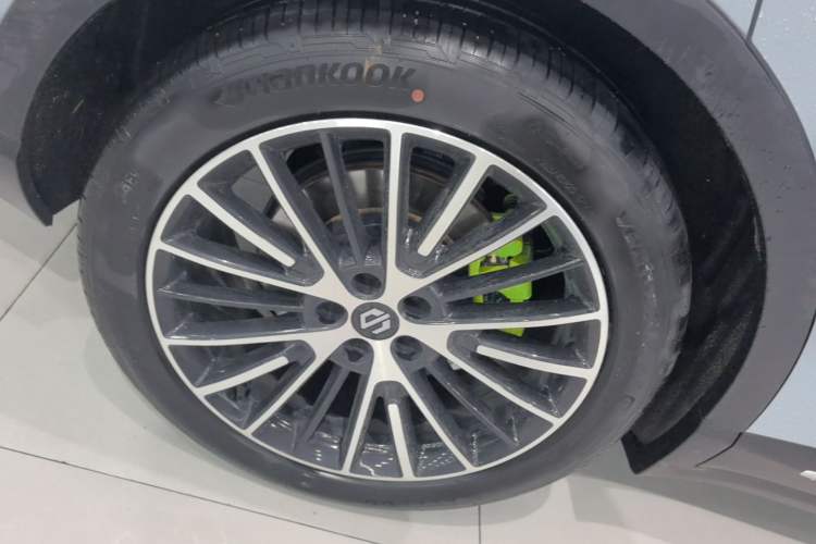 Used Leapmotor C11 2026 All-Electric 640 LiDAR Prestige Edition Right Rear Wheel Hub