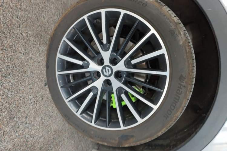 Used Leapmotor C11 2026 All-Electric 640 LiDAR Prestige Edition Right Rear Wheel Hub
