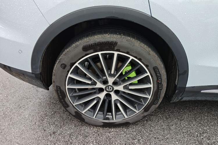 Used Leapmotor C11 2026 All-Electric 640 LiDAR Prestige Edition Right Rear Wheel Hub