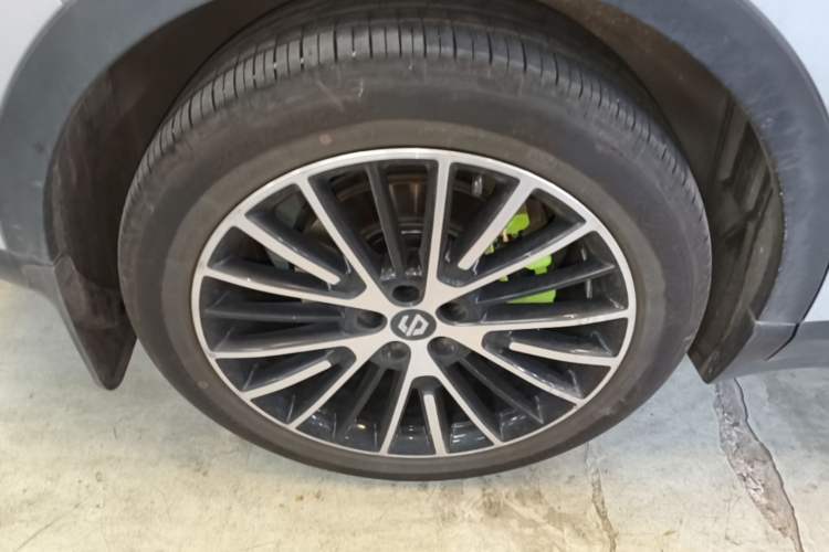 Used Leapmotor C11 2026 All-Electric 640 LiDAR Prestige Edition Right Rear Wheel Hub