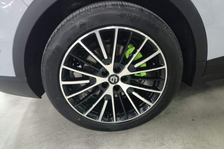 Used Leapmotor C11 2026 All-Electric 640 LiDAR Prestige Edition Right Rear Wheel Hub