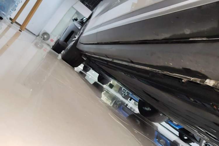 Used Leapmotor C11 2026 All-Electric 640 LiDAR Prestige Edition Right Side Sill