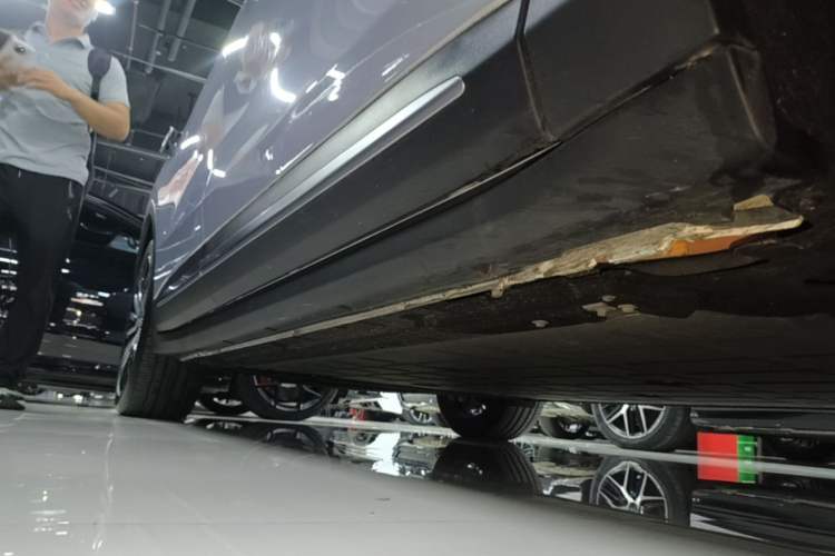 Used Leapmotor C11 2026 All-Electric 640 LiDAR Prestige Edition Right Side Sill