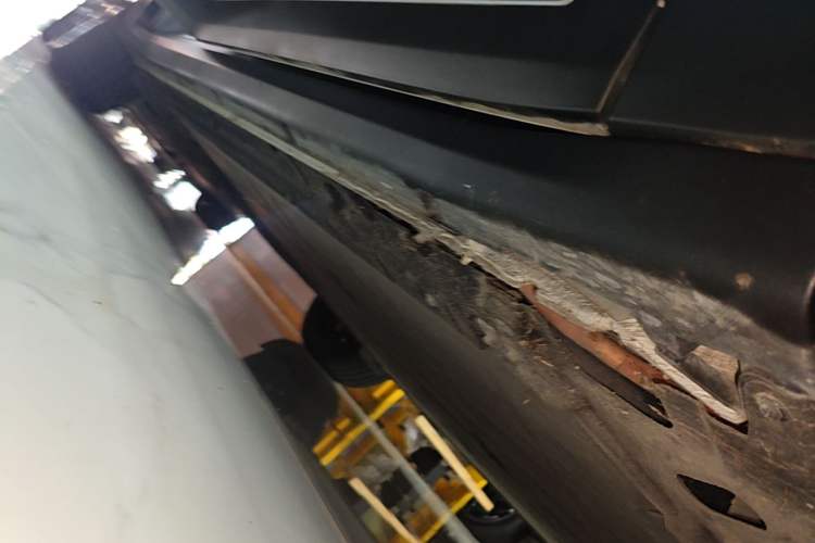 Used Leapmotor C11 2026 All-Electric 640 LiDAR Prestige Edition Right Side Sill