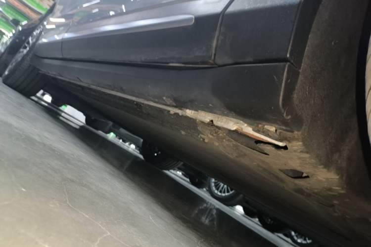 Used Leapmotor C11 2026 All-Electric 640 LiDAR Prestige Edition Right Side Sill