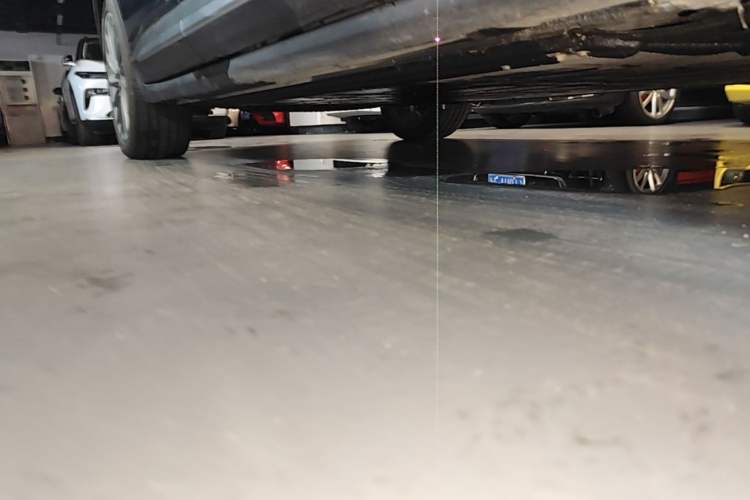 Used Leapmotor C11 2026 All-Electric 640 LiDAR Prestige Edition Right Side Sill
