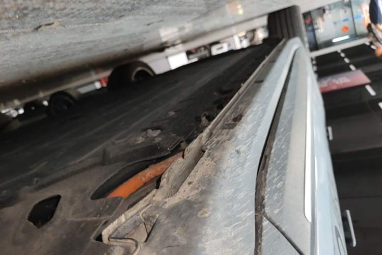 Used Leapmotor C11 2026 All-Electric 640 LiDAR Prestige Edition Right Side Sill
