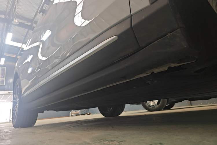 Used Leapmotor C11 2026 All-Electric 640 LiDAR Prestige Edition Right Side Sill