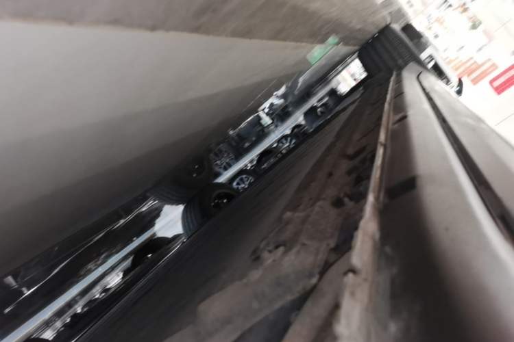 Used Leapmotor C11 2026 All-Electric 640 LiDAR Prestige Edition Right Side Sill