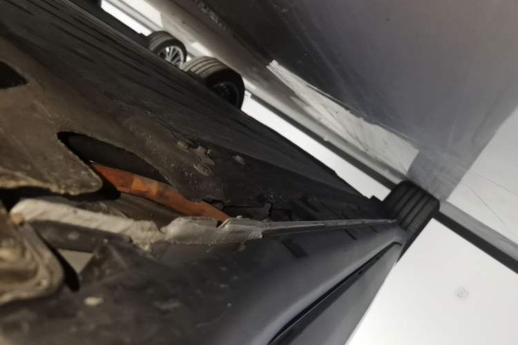 Used Leapmotor C11 2026 All-Electric 640 LiDAR Prestige Edition Right Side Sill
