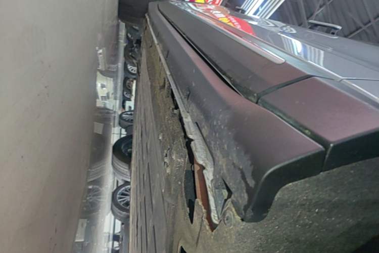 Used Leapmotor C11 2026 All-Electric 640 LiDAR Prestige Edition Right Side Sill