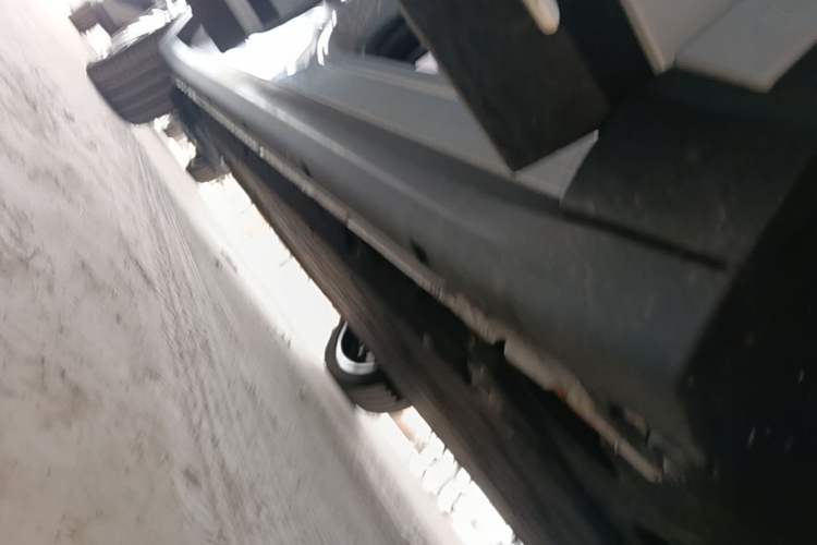 Used Leapmotor C11 2026 All-Electric 640 LiDAR Prestige Edition Right Side Sill