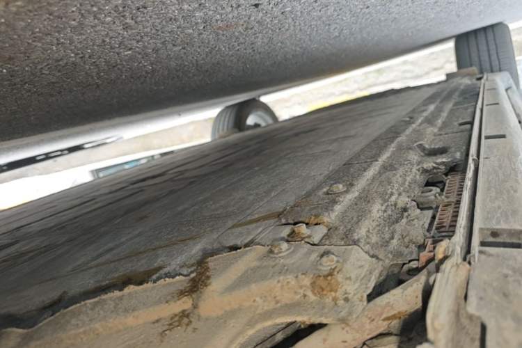 Used Leapmotor C11 2026 All-Electric 640 LiDAR Prestige Edition Right Side Sill