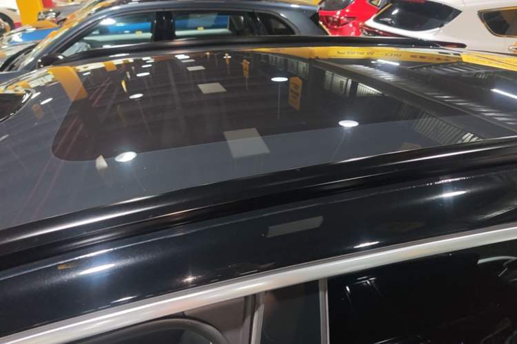 Used Leapmotor C11 2026 All-Electric 640 LiDAR Prestige Edition Roof