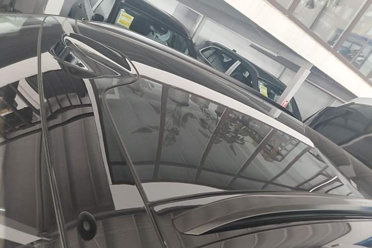 Used Leapmotor C11 2026 All-Electric 640 LiDAR Prestige Edition Roof