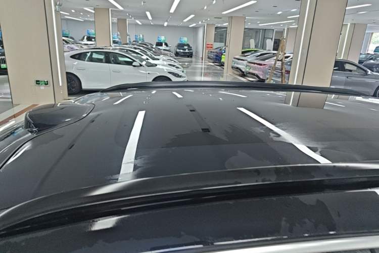 Used Leapmotor C11 2026 All-Electric 640 LiDAR Prestige Edition Roof
