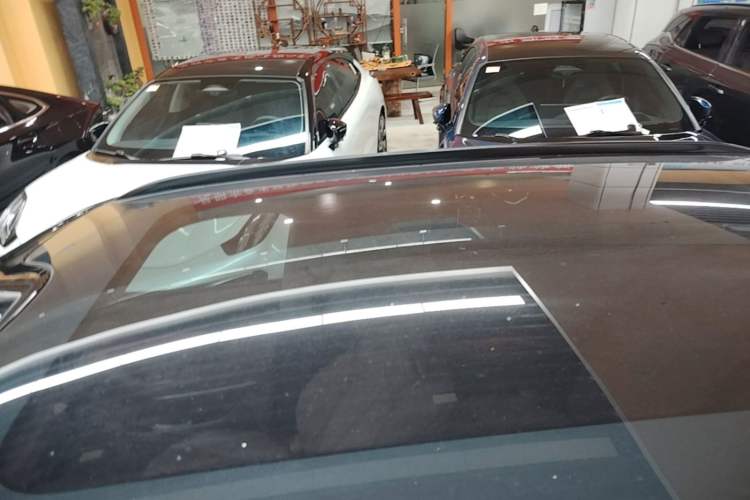 Used Leapmotor C11 2026 All-Electric 640 LiDAR Prestige Edition Roof