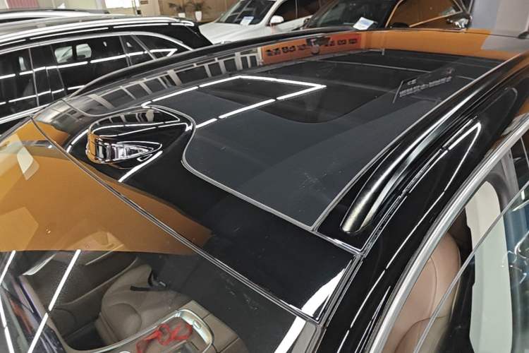 Used Leapmotor C11 2026 All-Electric 640 LiDAR Prestige Edition Roof