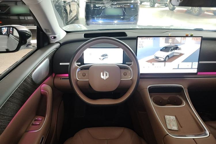 Used Leapmotor C11 2026 All-Electric 640 LiDAR Prestige Edition Steering Wheel