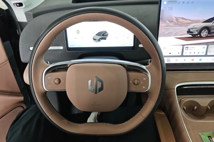 Used Leapmotor C11 2026 All-Electric 640 LiDAR Prestige Edition Steering Wheel