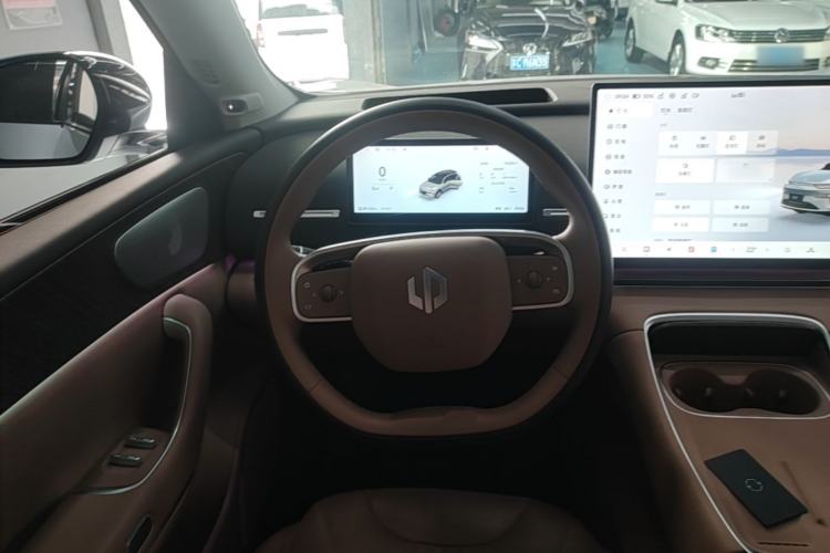 Used Leapmotor C11 2026 All-Electric 640 LiDAR Prestige Edition Steering Wheel