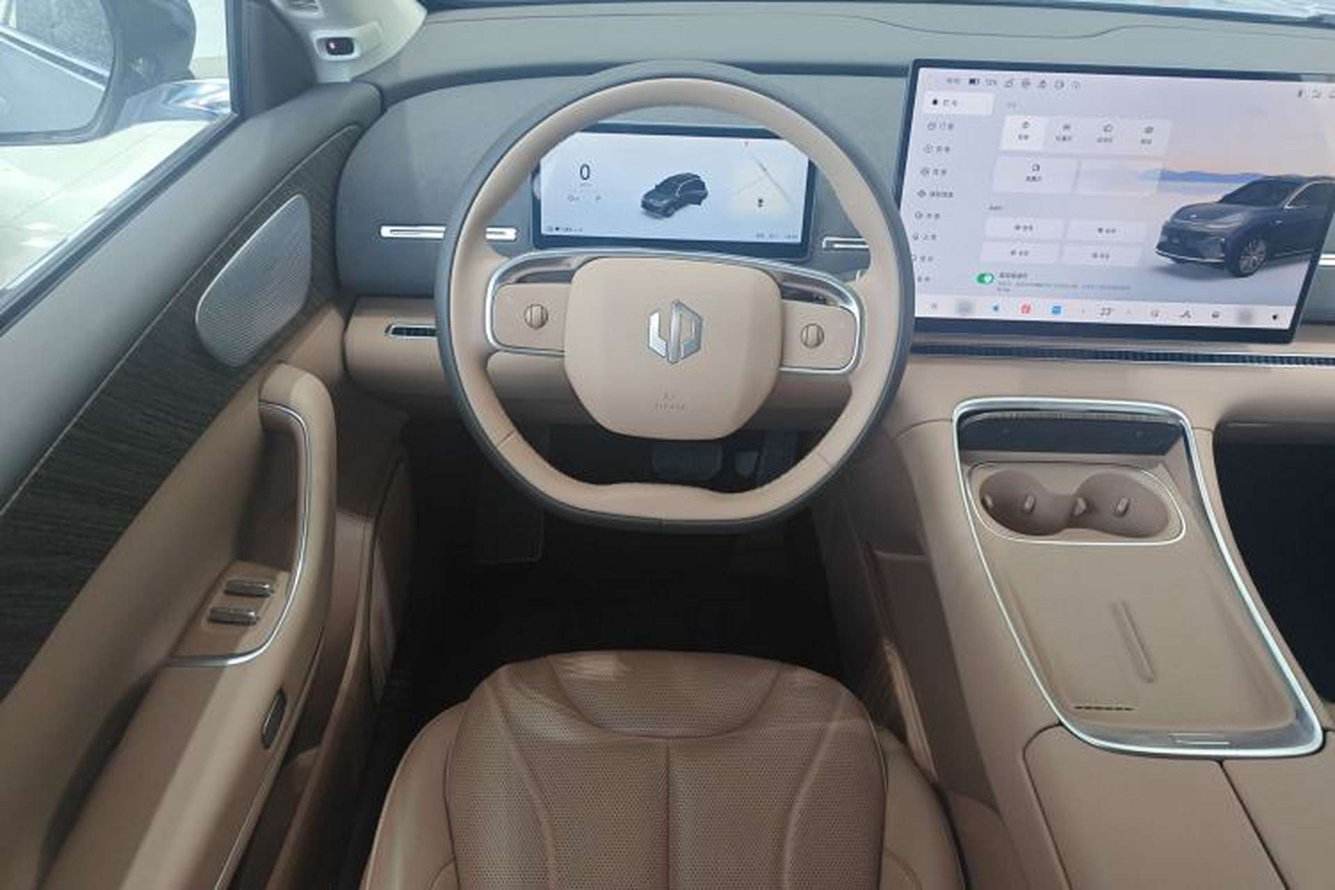 Used Leapmotor C11 2026 All-Electric 640 LiDAR Edition Steering Wheel