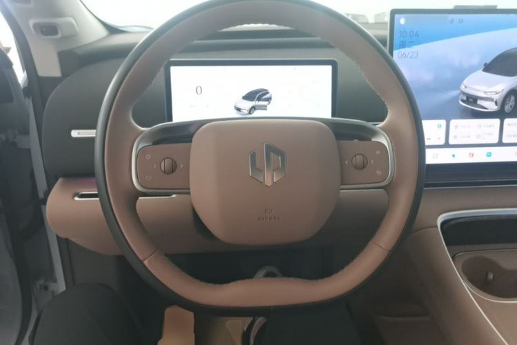 Used Leapmotor C11 2026 All-Electric 640 LiDAR Prestige Edition Steering Wheel