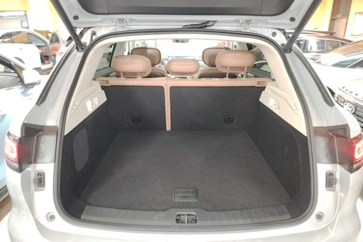 Used Leapmotor C11 2026 All-Electric 640 LiDAR Prestige Edition Trunk