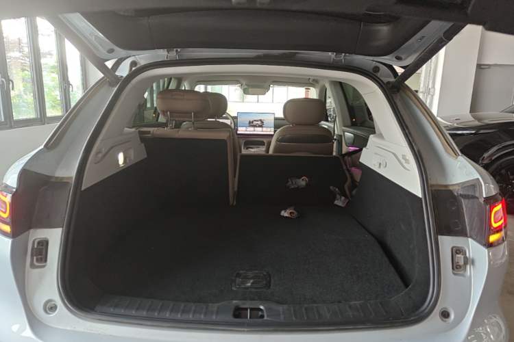Used Leapmotor C11 2026 All-Electric 640 LiDAR Prestige Edition Trunk