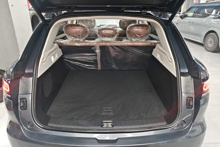Used Leapmotor C11 2026 All-Electric 640 LiDAR Prestige Edition Trunk