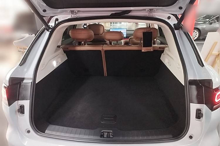 Used Leapmotor C11 2026 All-Electric 640 LiDAR Prestige Edition Trunk