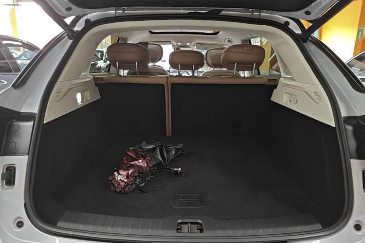 Used Leapmotor C11 2026 All-Electric 640 LiDAR Prestige Edition Trunk