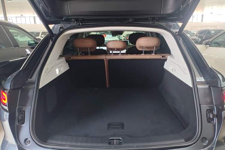 Used Leapmotor C11 2026 All-Electric 640 LiDAR Prestige Edition Trunk