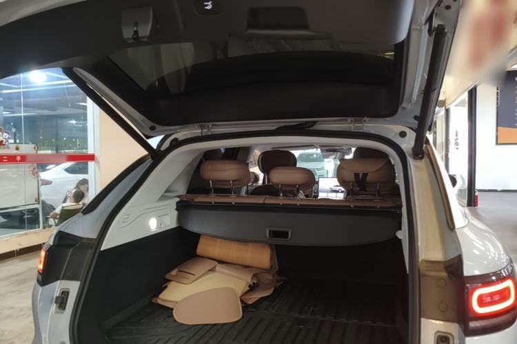 Used Leapmotor C11 2026 All-Electric 640 LiDAR Prestige Edition Trunk