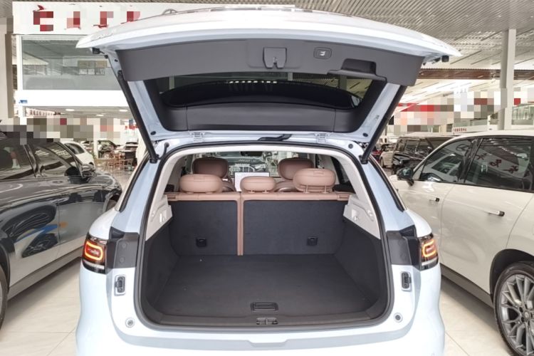 Used Leapmotor C11 2026 All-Electric 640 LiDAR Prestige Edition Trunk