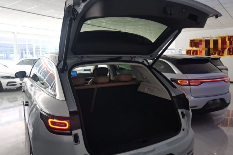 Used Leapmotor C11 2026 All-Electric 640 LiDAR Prestige Edition Trunk