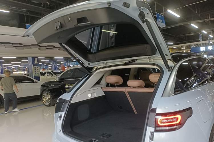 Used Leapmotor C11 2026 All-Electric 640 LiDAR Prestige Edition Trunk
