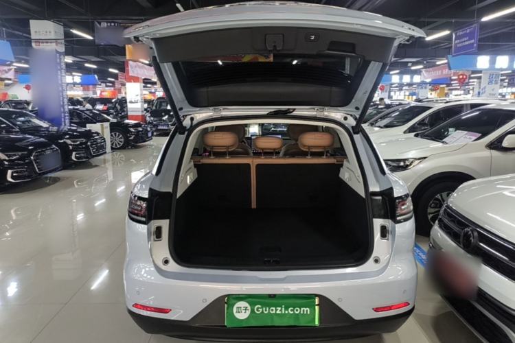 Used Leapmotor C11 2026 All-Electric 640 LiDAR Prestige Edition Trunk