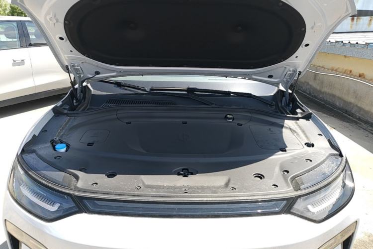 Used Leapmotor C11 2026 All-Electric 640 LiDAR Prestige Edition Engine Bay